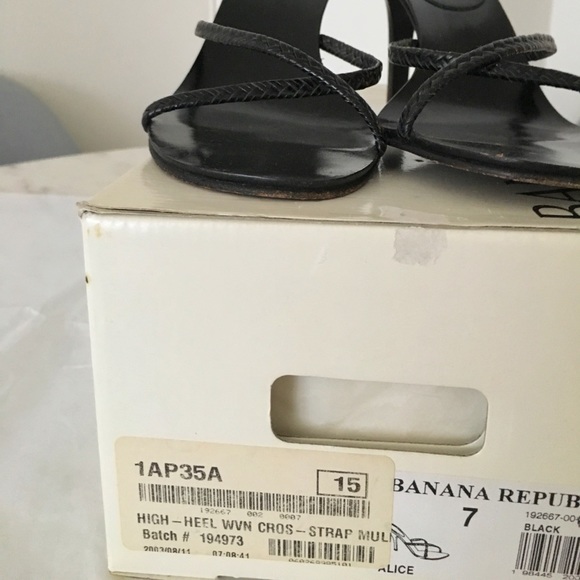 BANANA REPUBLIC Black Braided Strap Sandals - Picture 5 of 6